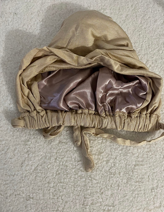 BONNET BEIGE INTERIEUR SOIE